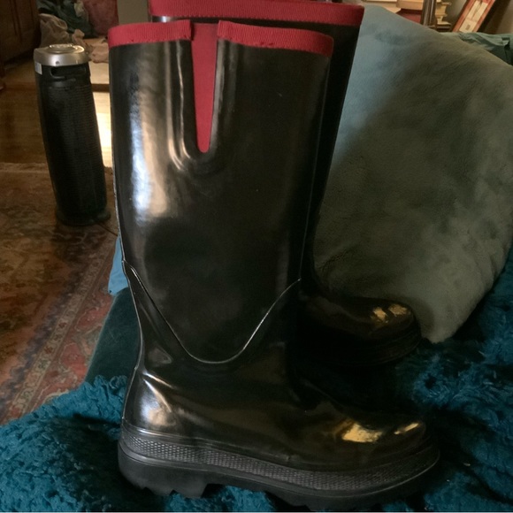 Cole Haan Black patent leather Rain Boots Nike footbed - Size 9 - Picture 7 of 16